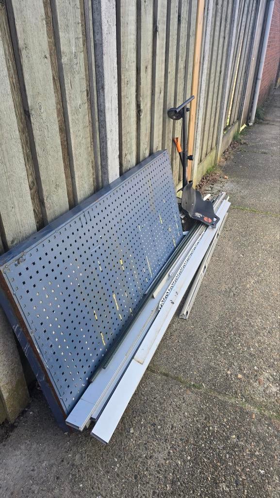 Gratis oud ijzer., Doe-het-zelf en Verbouw, Metalen, Ophalen of Verzenden, Gebruikt