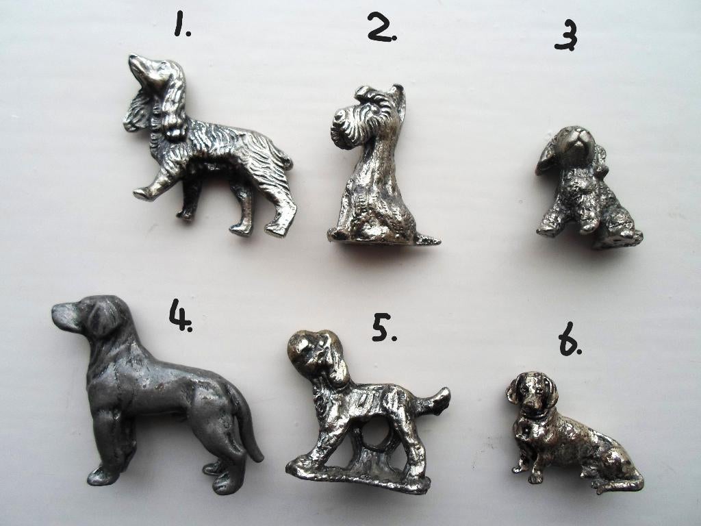 6 tinnen en zilvertinnen Hondjes. 5 euro per stuk., Ophalen of Verzenden, Zo goed als nieuw, Dier