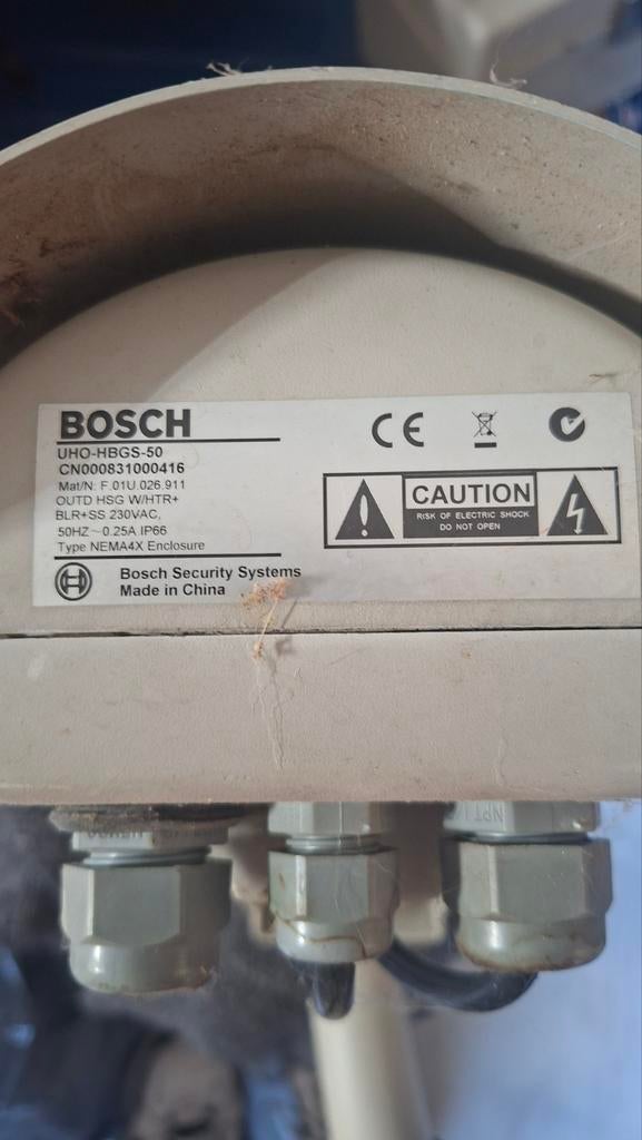 Bosch UHO-HBGS-50 Behuizing voor bewakingscamera, Audio, Tv en Foto, Videobewaking, Ophalen of Verzenden, Gebruikt, Buitencamera