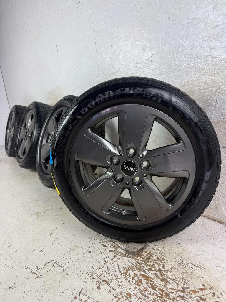 Originele Mini Cooper Clubman velgen 16" 5x112 Style 517 8mm