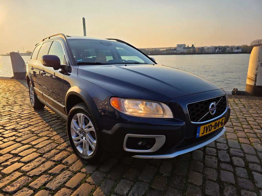 XC70 6-cil T6 AWD | Uniek: Nooit trekhaak | Nieuw onderstel, Auto's, Volvo, Automaat, Euro 5, Beige, Blauw