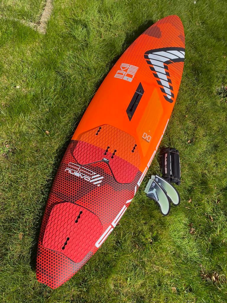 Severne Nuevo 92 L hybrid wood carbon, Minder dan 250 cm, Nieuw, Ophalen of Verzenden, Met vin(nen)