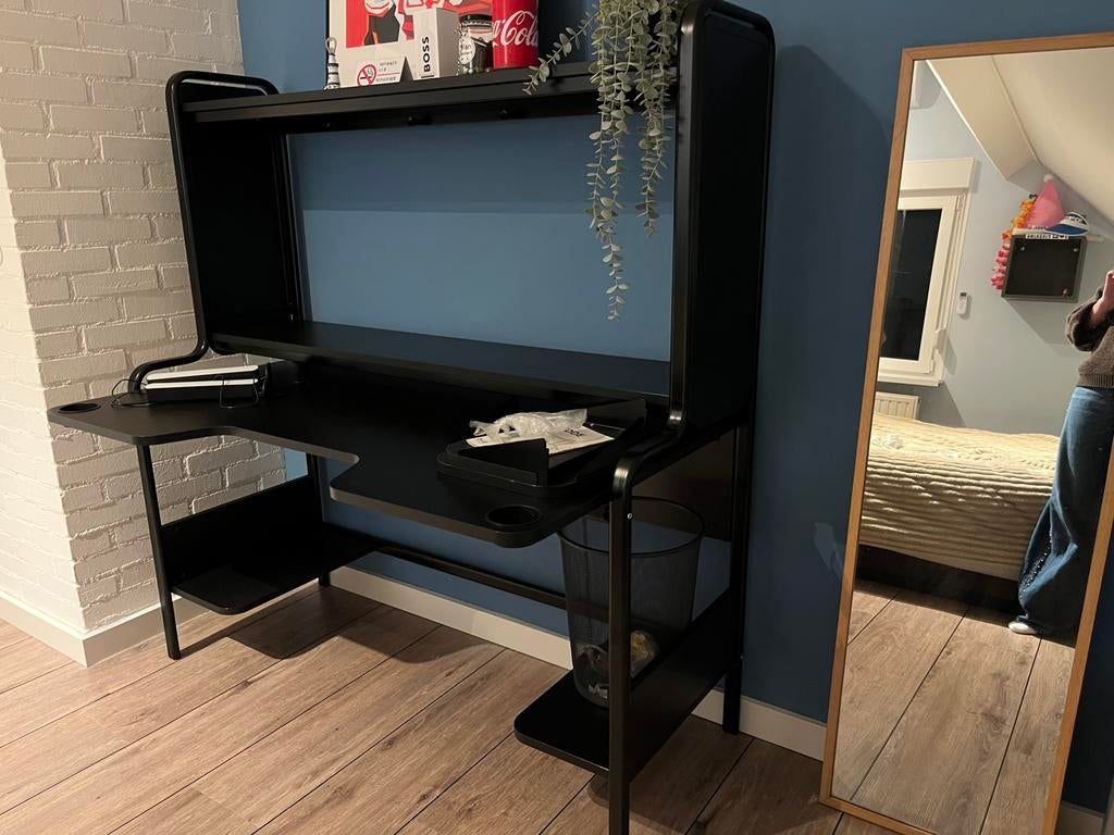 Game bureau Fedde, Huis en Inrichting, Ophalen, Zo goed als nieuw, 120 tot 170 cm