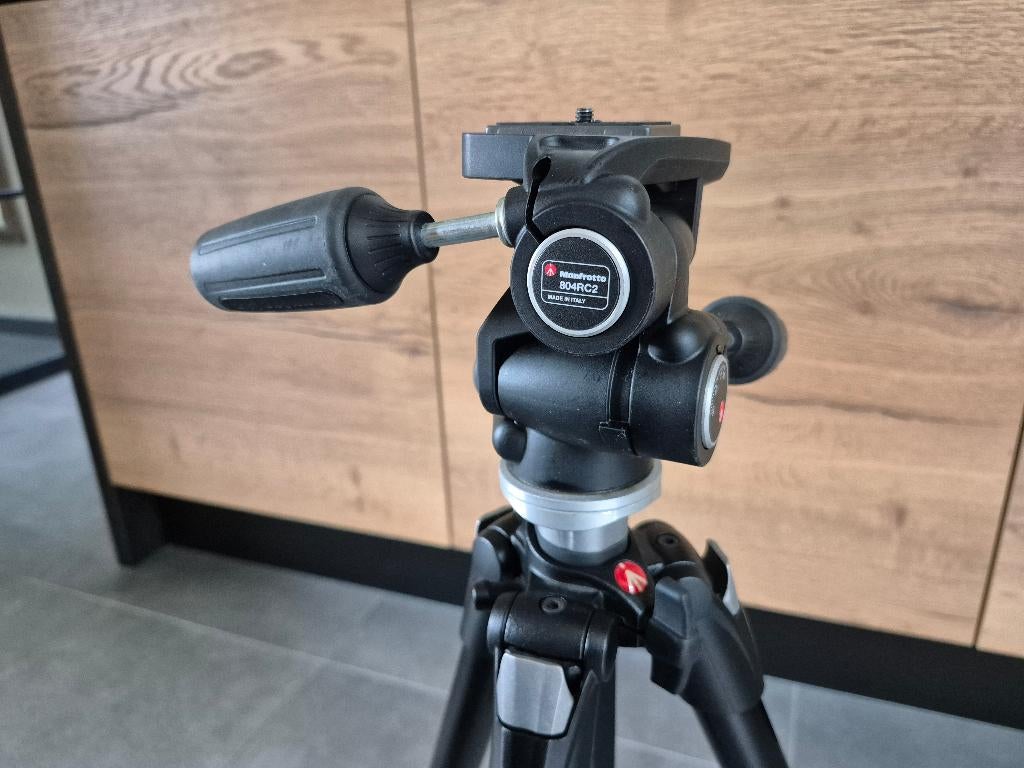 Manfrotto Fotostatief inclusief tas, Ophalen, Zo goed als nieuw, 175 cm of meer, Driepoot