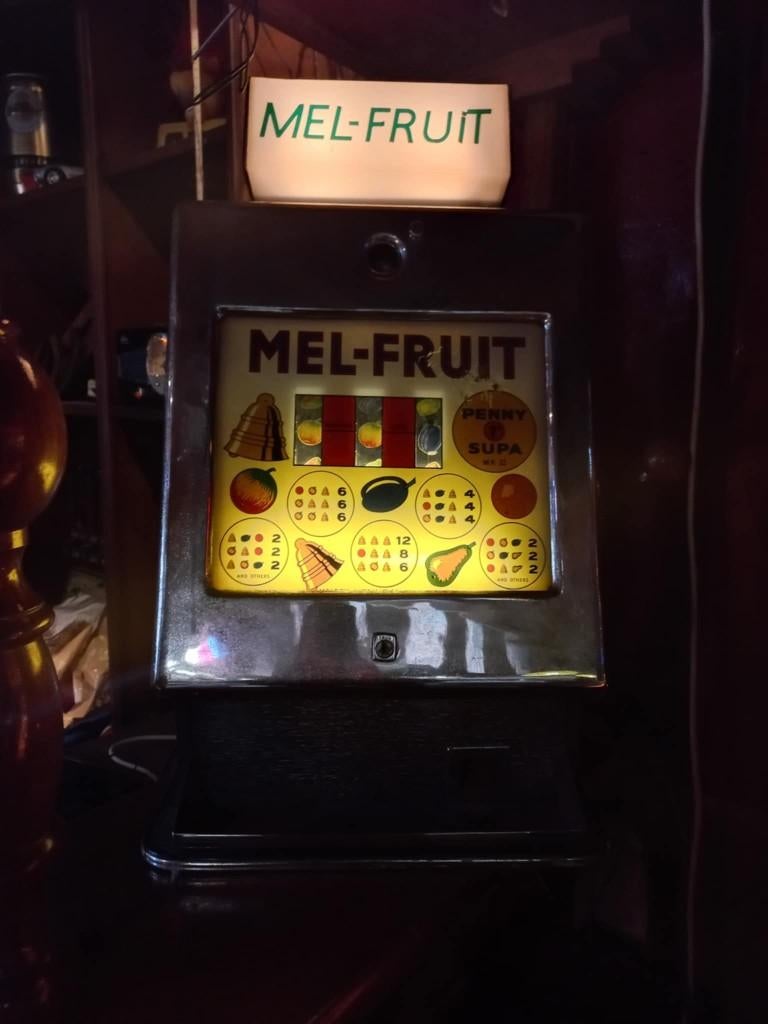 zeer mooie oude mechanische eenarmige bandiet, Verzamelen, Automaten | Gokkasten en Fruitautomaten, Ophalen, Gebruikt