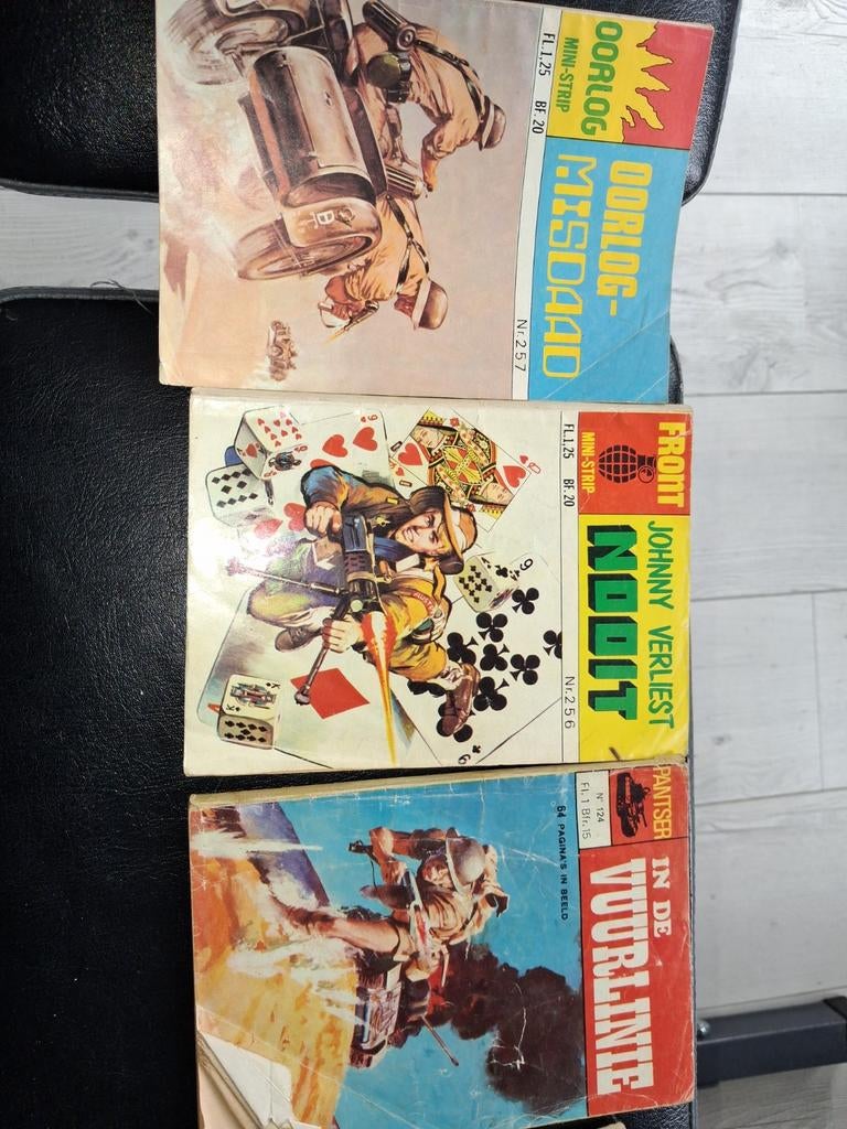 Vintage Mini-Strips Oorlog/Front/Bajonet - Diverse Nummers, Boeken, Stripboeken, Gelezen, Meerdere stripboeken, Ophalen