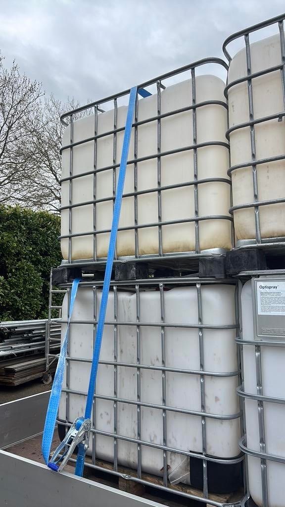 2x ibc, Tuin en Terras, Regentonnen, 150 liter of meer, Ophalen, Zo goed als nieuw