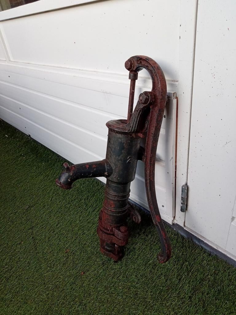 Oude pomp, Ophalen of Verzenden, Gebruikt, Dompelpomp