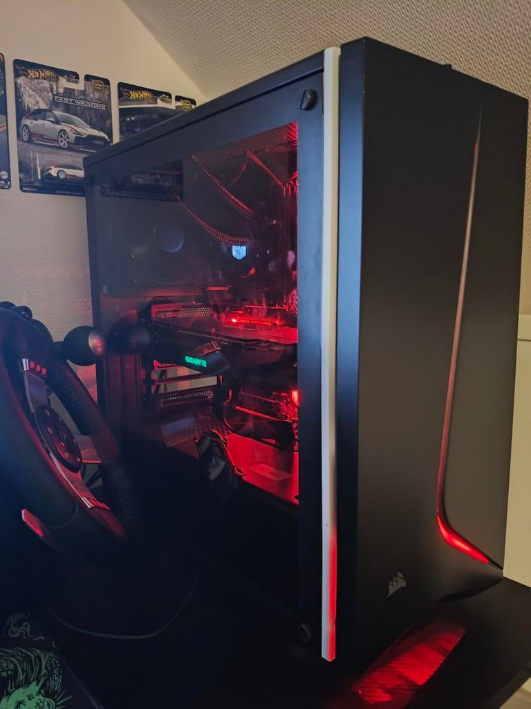 GELE GAMING SETUP!!!, 1 TB SSD, 32 GB, Zo goed als nieuw, Gaming