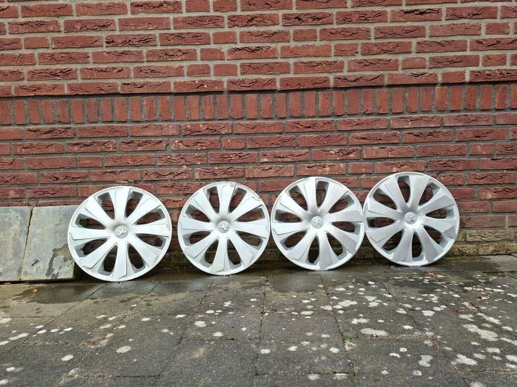 Peugeot 108 wieldoppen 14", Ophalen of Verzenden, Gebruikt
