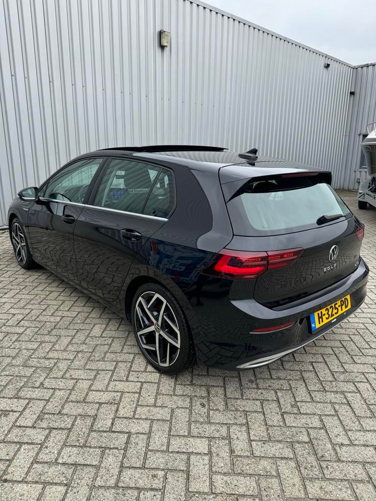 Volkswagen Golf 1.5 Etsi 150pk 7-DSG 2020 Zwart, Auto's, Zwart, 4 cilinders, Alcantara, Zwart