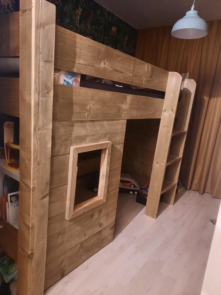 Steigerhouten half hoogslaper, Ophalen, Hoogslaper