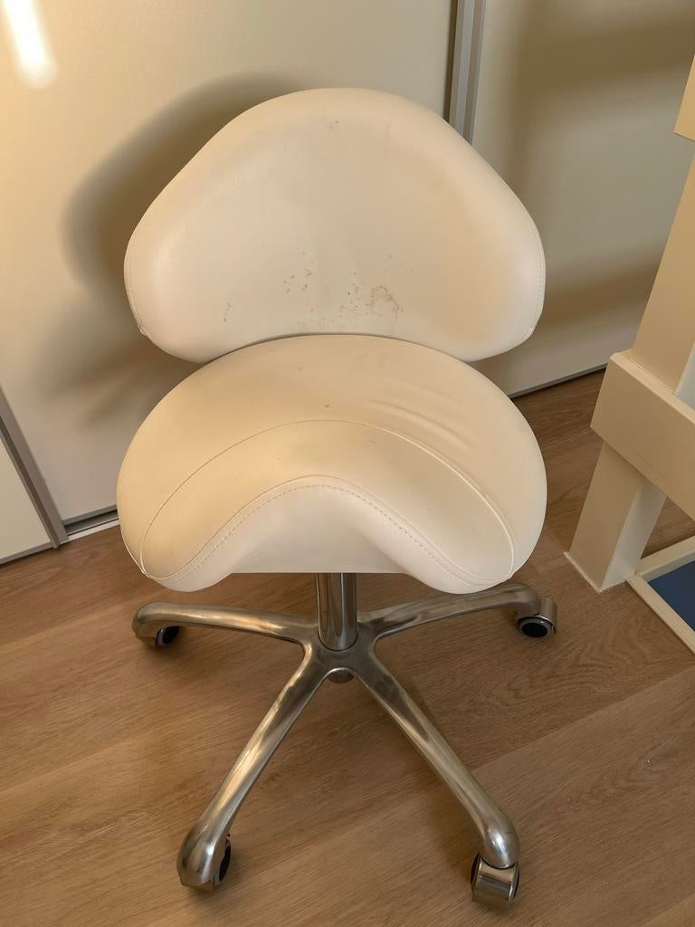 Ergonomische Zadelkruk op Wielen - Wit, Ophalen, Gebruikt, Wit, Metaal