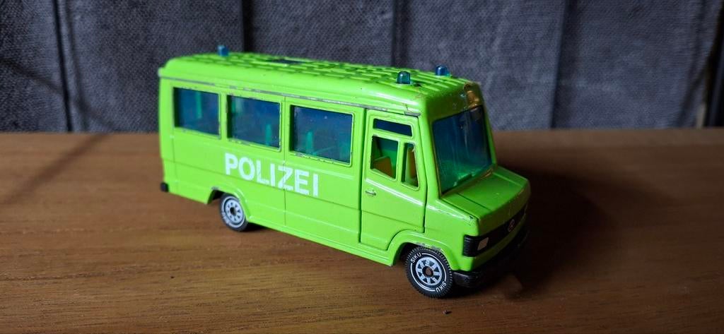 Siku Mercedes Benz Polizei Bus Jaren '80 - Licht Bespeeld, Ophalen of Verzenden, Gebruikt, Bus of Vrachtwagen