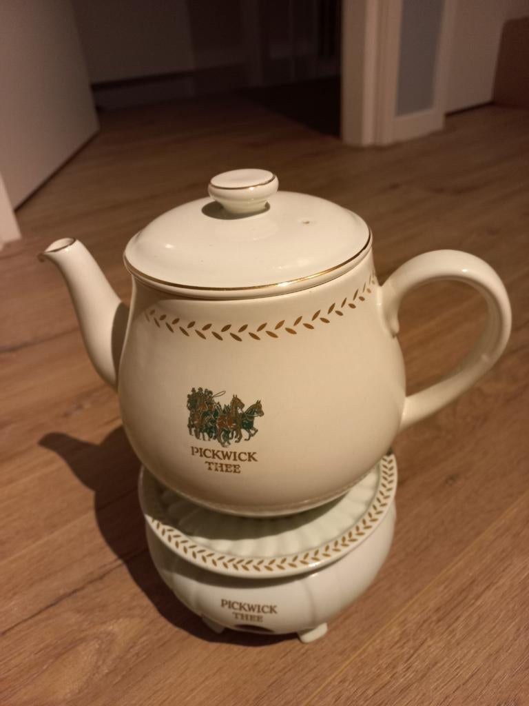 Antiek theewarmer, Ophalen