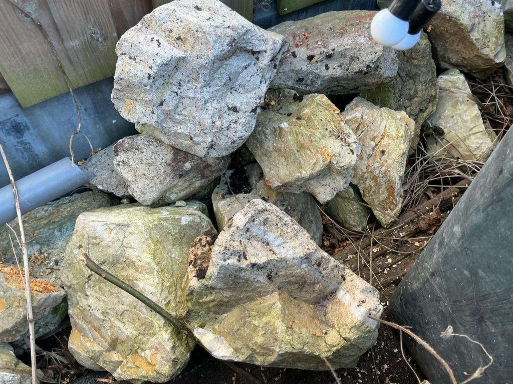 Rotsachtige stenen geel/grauw, ca. 1 m3, Tuin en Terras, Ophalen, Gebruikt, Geel, Kei