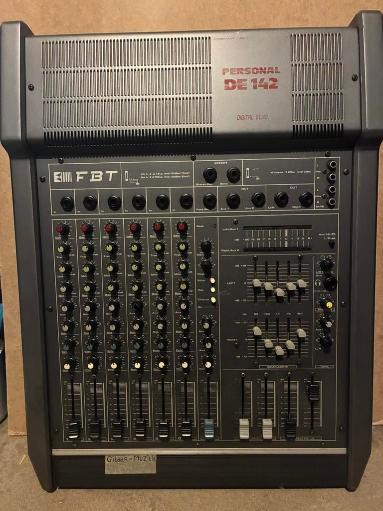 FBT mixer versterker met echo te koop! €120, Ophalen, Zo goed als nieuw