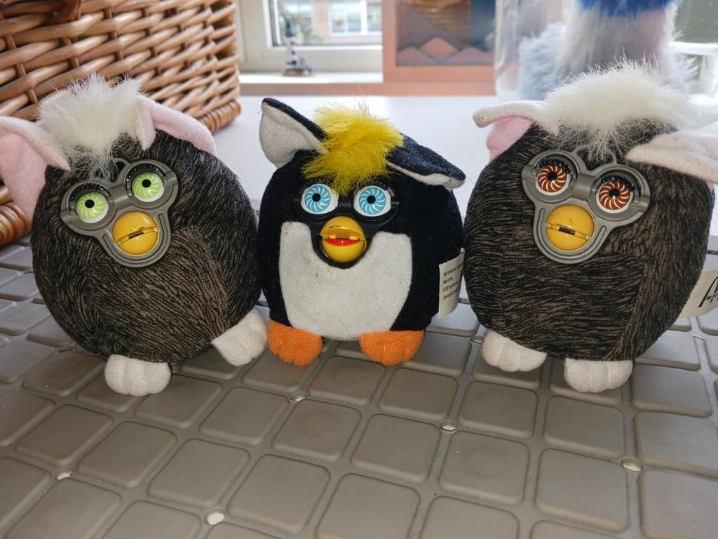 Furby McDonald's speeltjes, Ophalen