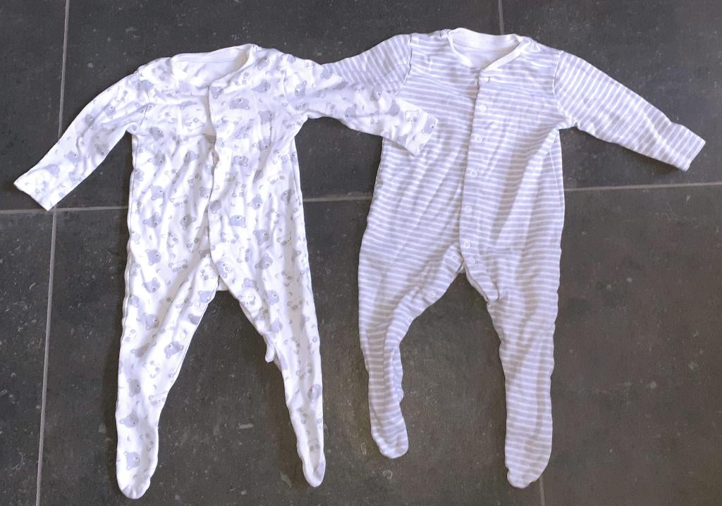 Baby 2 pyjama's Primark 74, Ophalen of Verzenden, Zo goed als nieuw, Jongetje of Meisje, Nacht- of Onderkleding