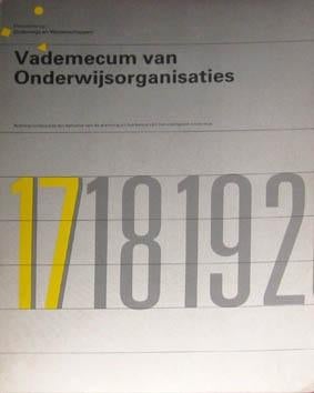 Vademecum van onderwijsorganisaties,, Boeken, Ophalen of Verzenden, Zo goed als nieuw, Nederland