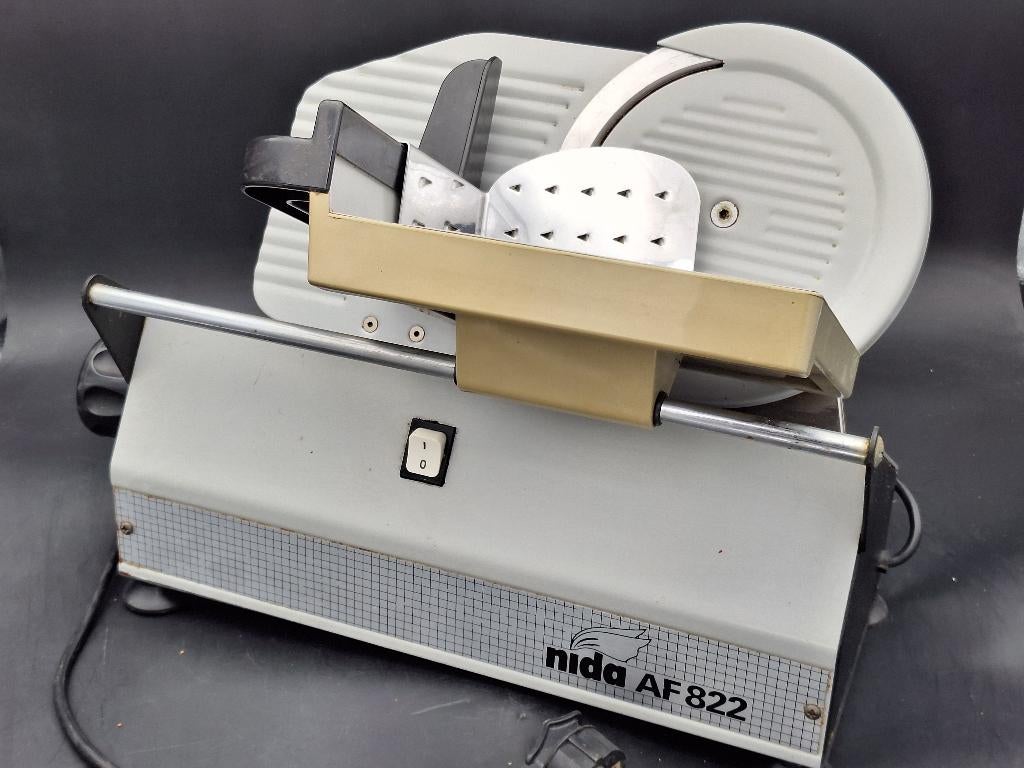 snijmachine van Nida AF 822, Ophalen of Verzenden, Zo goed als nieuw