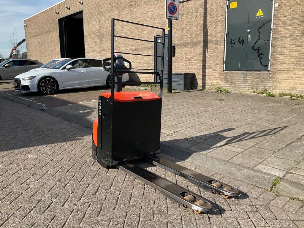 Toyota LWE160 1600KG LITHIUM PALLETWAGEN / HEFTRUCK, 1000 tot 2000 kg, Elektrisch, Palletwagen, Toyota