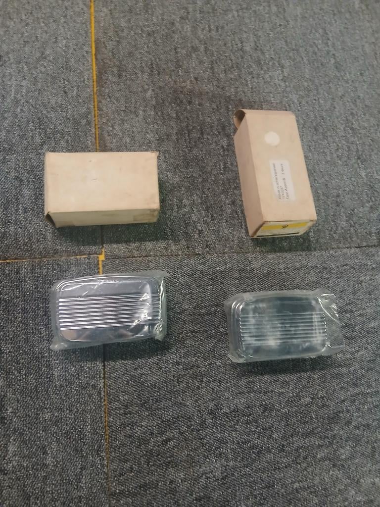 Nieuwe asbakken voor Opel Kadett B, Ophalen of Verzenden