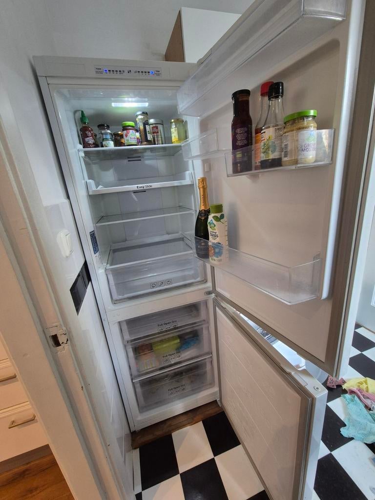 Samsung Koelkast met vriesvak, Witgoed en Apparatuur, Koelkasten en IJskasten, Ophalen, 150 tot 200 liter, Gebruikt, Met aparte vriezer