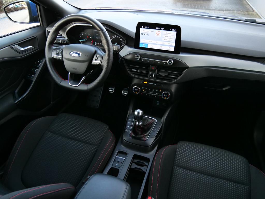 Ford FOCUS Wagon 1.0 EcoBoost Hybrid ST Line Style 124 Pk Ap, Gebruikt, Blauw, Origineel Nederlands, Handgeschakeld