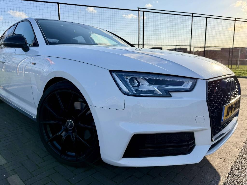 Audi A4 2.0 TFSI 190pk S-Line |S4 Look|Pano|ACC, Auto's, Audi, Automaat, Achterwielaandrijving, 190 pk, 1984 cc
