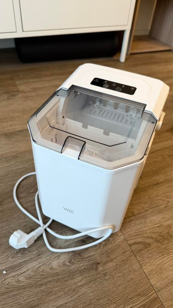 WIE ice maker, Ophalen of Verzenden, Zo goed als nieuw