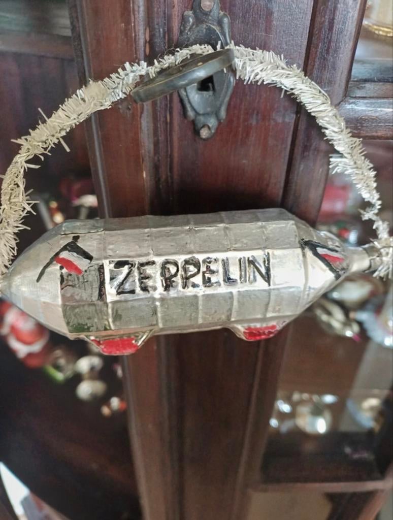 Antieke kerstbal zeppelin, Diversen, Ophalen of Verzenden