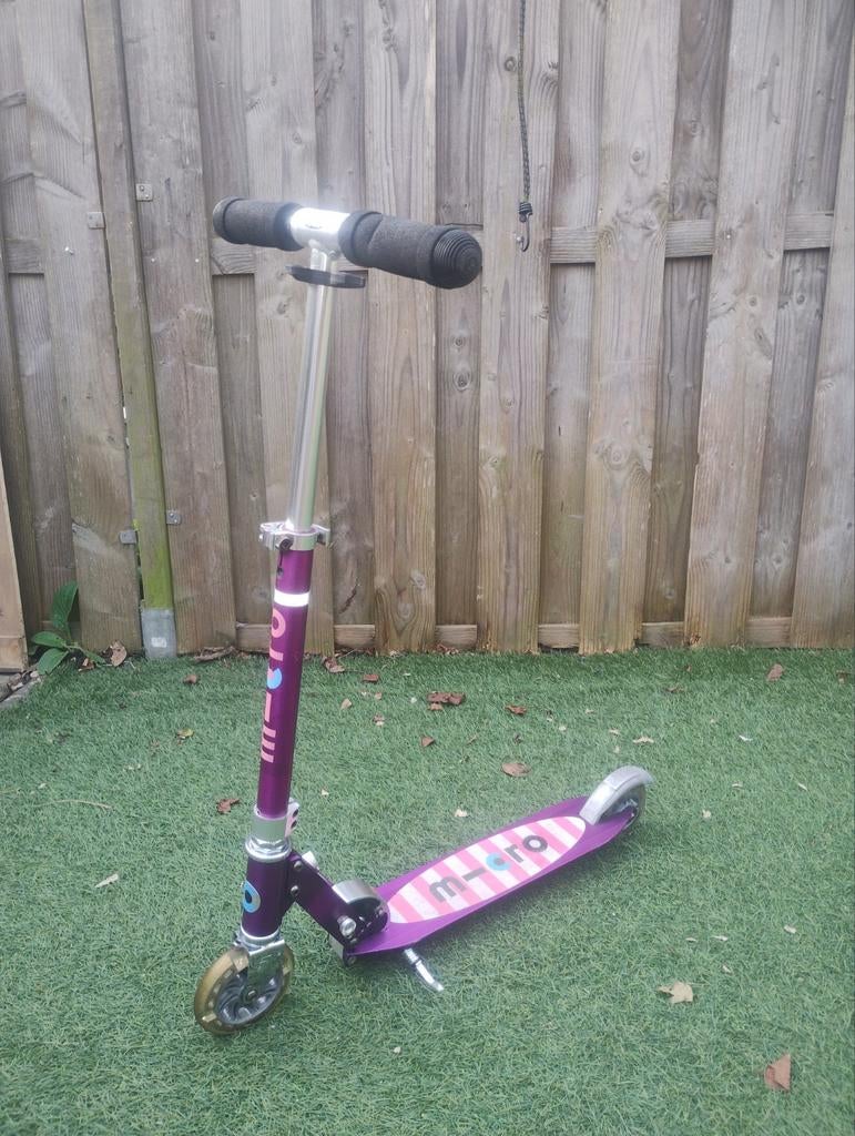 Micro Step Kwaliteit Opvouwbaar met Lichtgevende Wielen, Fietsen en Brommers, Steps, Ophalen of Verzenden, Gebruikt, Gewone step
