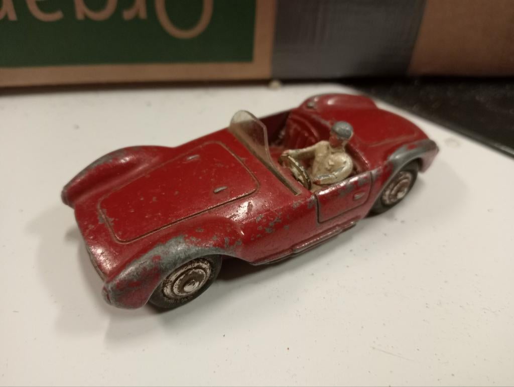 Dinky toys 22a Maserati, Hobby en Vrije tijd, Modelauto's | 1:43, Ophalen of Verzenden