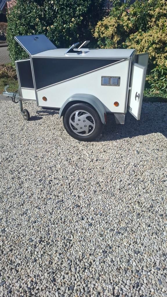 Nette 2 vaks jsb hondenkar/hondenaanhanger, Dieren en Toebehoren, Ophalen