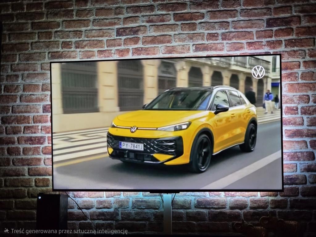 Hisense 65U72KQ 4K QLED TV + Samsung Soundbar + Muurbeugel, Audio, Tv en Foto, Televisies, Overige merken, QLED, 120 Hz, Ophalen of Verzenden