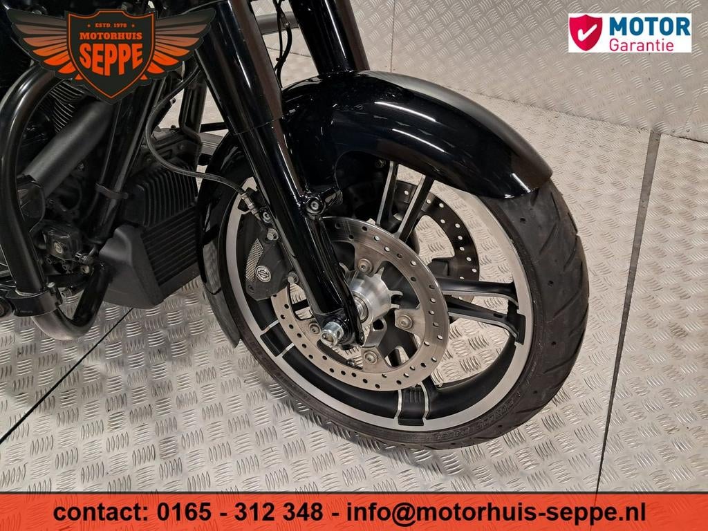 HARLEY-DAVIDSON STREET GLIDE FLHX (bj 2017) 48,771 km - foto 3