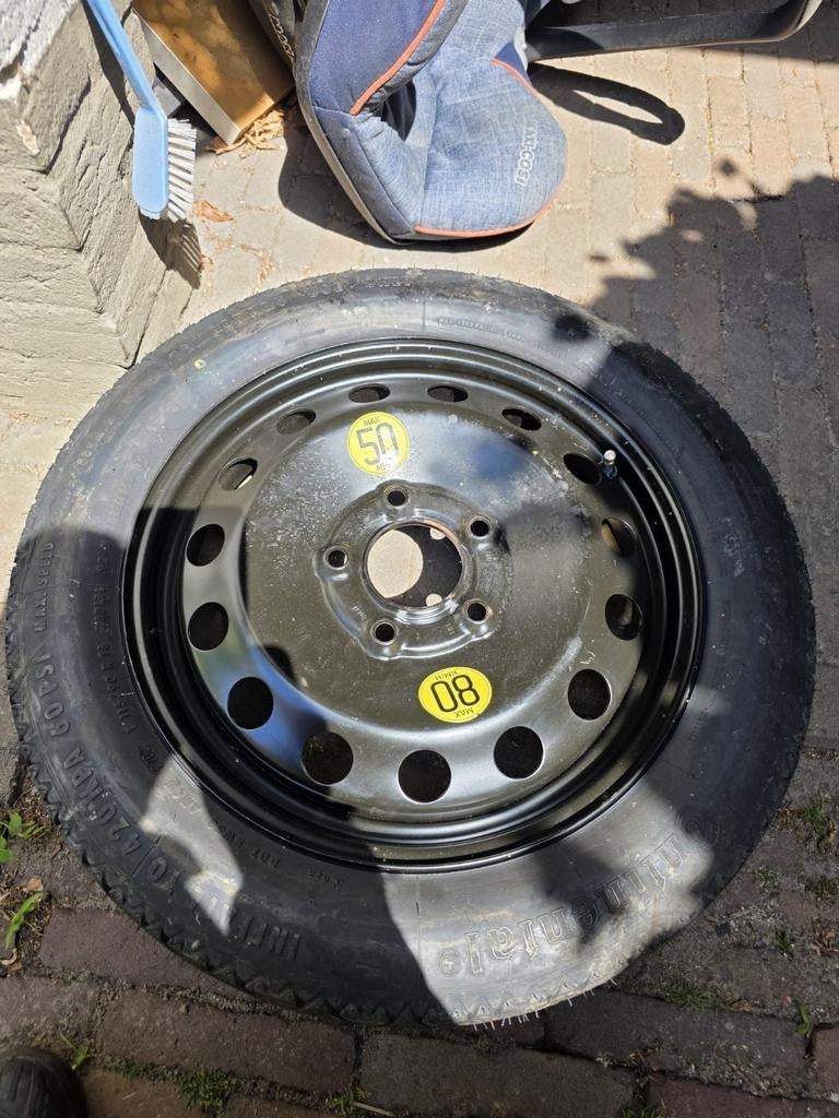 Thuiskomertje BMW maten staan op de band op de foto, Ophalen of Verzenden, Nieuw, BMW