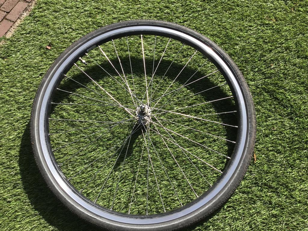 Te koop voorwiel elktr fiets, Ophalen, Zo goed als nieuw