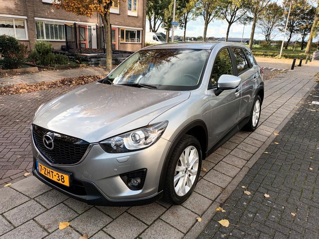 Mazda CX-5 2.0 Skyactiv-g 160pk 4WD Aut 2013 Grijs, Auto's, Automaat, 1998 cc, 1800 kg, Zwart