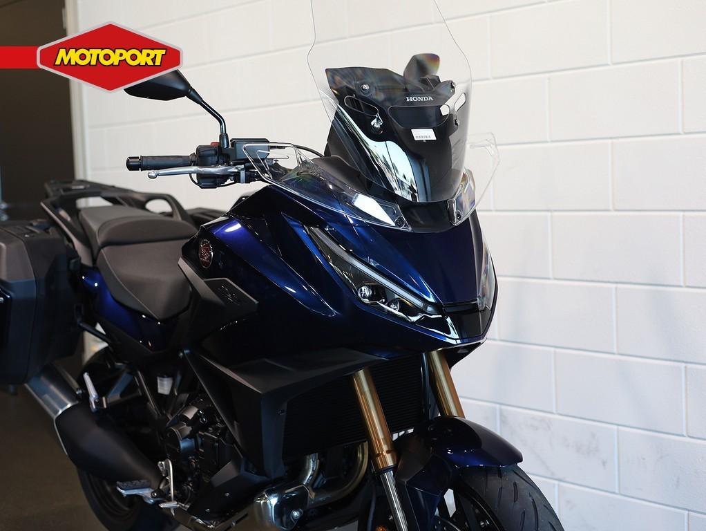 Honda NT 1100 DCT (bj 2026), Motoren, Motoren | Honda, Doornveld 180
B 1731  ZELLIK, BE, Bedrijf, Mc.benelux@honda-eu.com, Toermotor