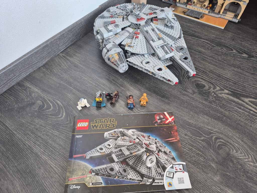 Lego 75257 Millenium Falcon, Ophalen of Verzenden, Zo goed als nieuw, Complete set, Lego