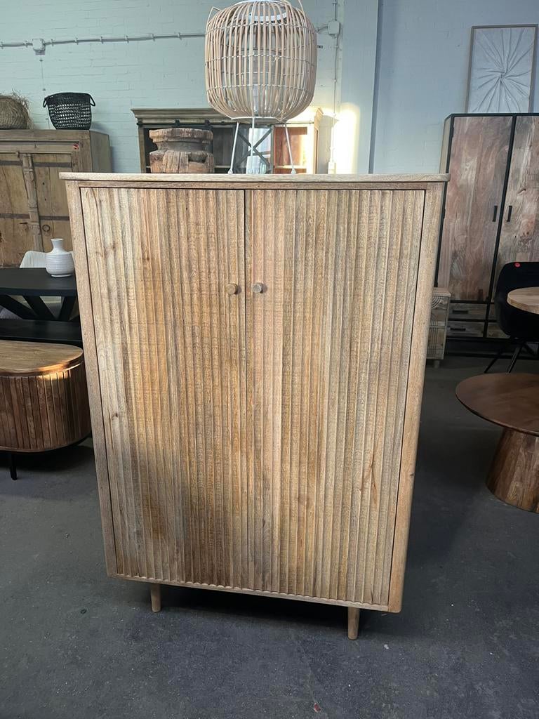 Magazijn leegverkoop dichte kast Noor mangohout ribbel sale, Nieuw, Ophalen of Verzenden, Info@wkhome.nl, Argonweg 20 Amersfoort