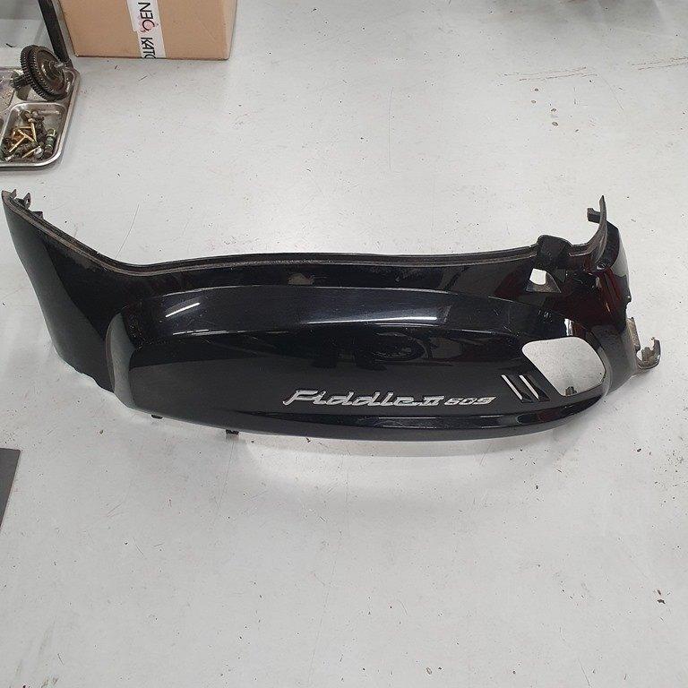 Zijkap links Sym Fiddle II 2 zwart kappen linker onderdelen, Fietsen en Brommers, Ophalen of Verzenden, Gebruikt, Kap, SYM