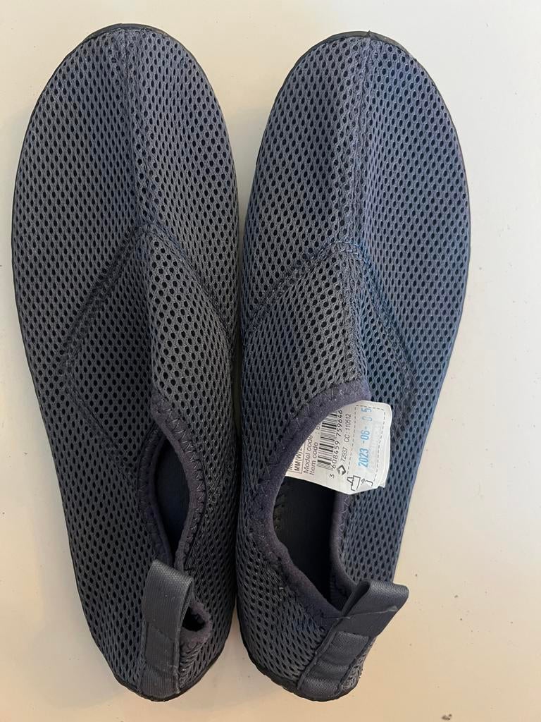 Decathlon waterschoenen, Watersport en Boten, Watersportkleding, Ophalen, Zo goed als nieuw, Kind, Zeil- of Surfschoenen