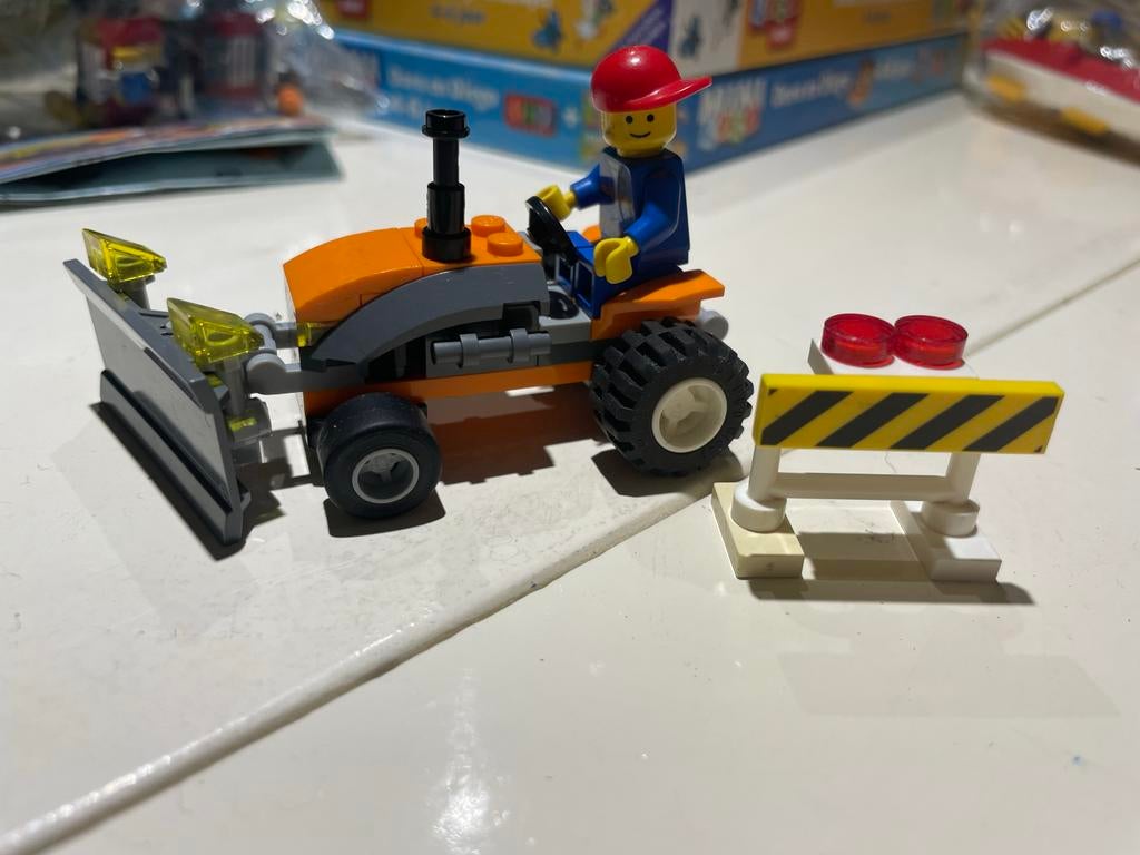 Lego City 30353 Tractor met Wegversperring - Complete Set, Ophalen of Verzenden, Gebruikt, Complete set, Lego