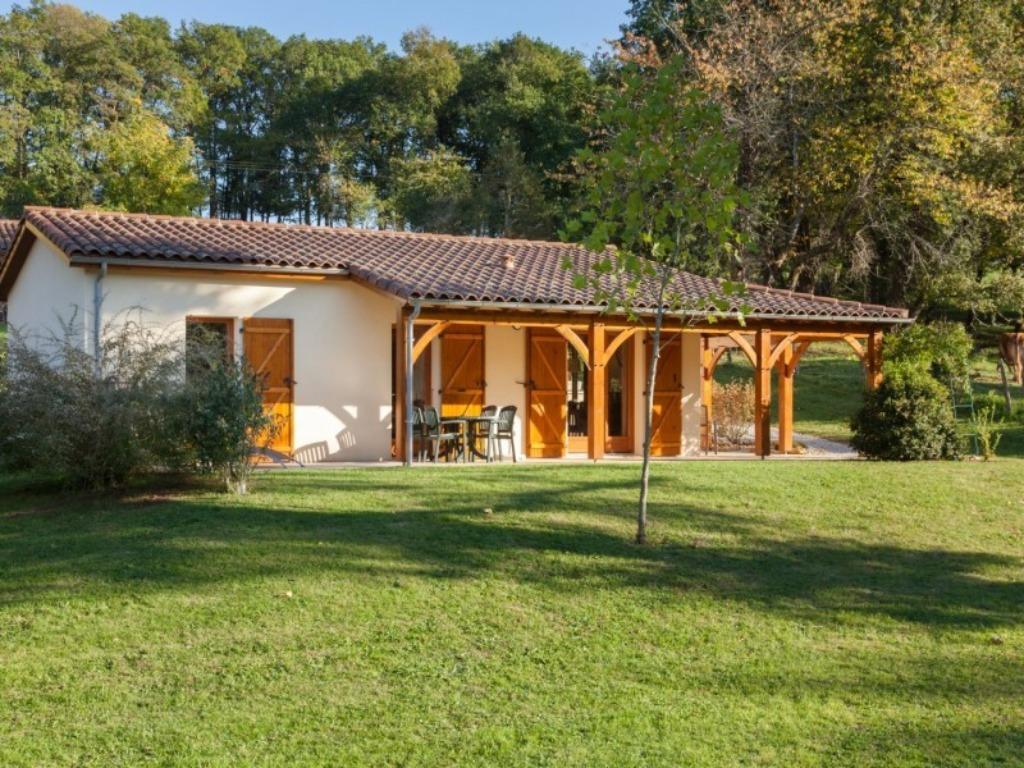 Dordogne / Lot  Frankrijk 5 sterren ZWEMBAD, Recreatiepark, Aan meer of rivier, Dordogne, Wasmachine