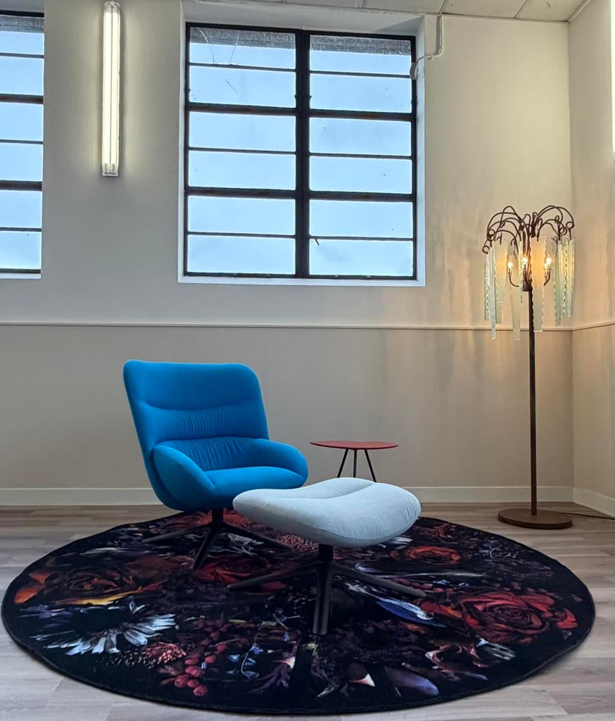 Leolux Hilco draai/ loungefauteuil met poef NIEUW, Ophalen, Nieuw, 75 tot 100 cm, Stof