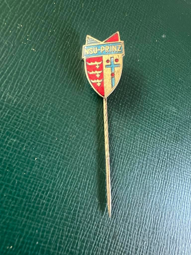 NSU Prinz Speldje / Pin, Verzamelen, Ophalen of Verzenden, Gebruikt, Merk, Speldje of Pin