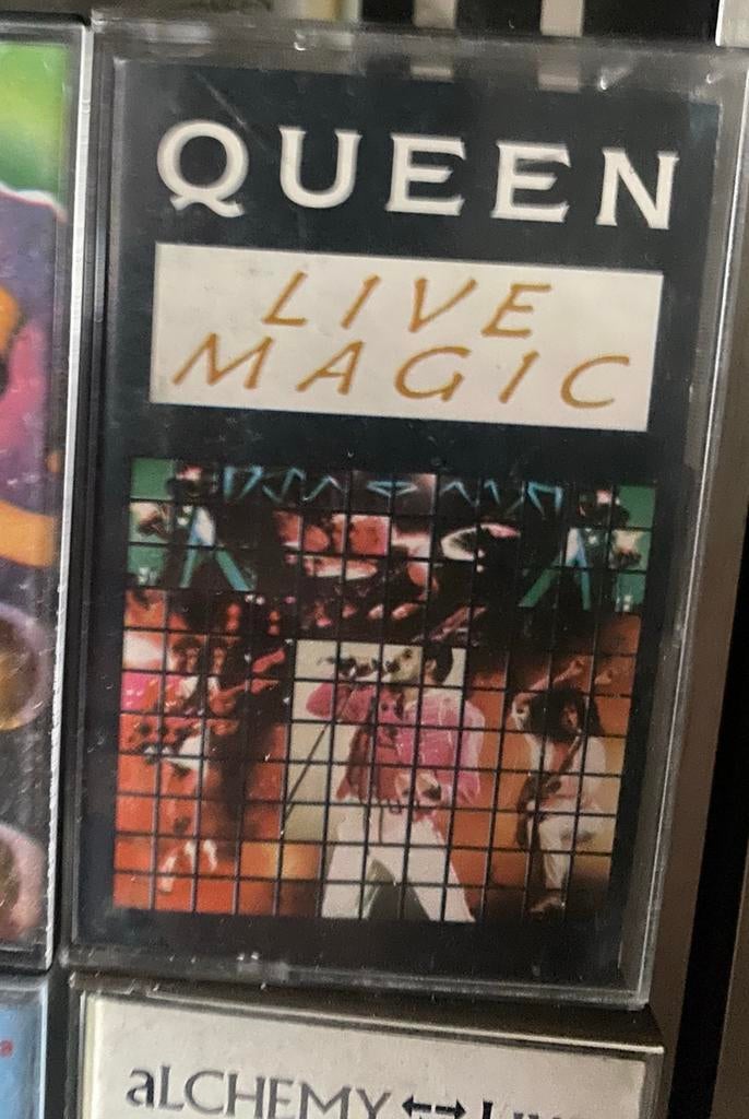Queen cassette live magic, Ophalen of Verzenden